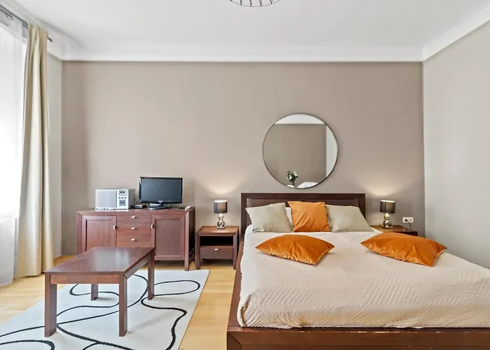 דירה Augarten Residences